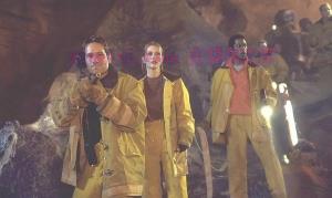 科幻电影《进化危机》解说文案/剧情详述/解说教程/片源下载 20221108164257-636a87118a2e1.jpg