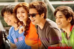 剧情电影《白手公司》解说文案/剧情详述/解说教程/片源下载 20221108182531-636a9f1ba5307.jpg