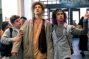 喜剧电影《沉睡野人》解说文案/剧情详述/解说教程/片源下载 20221108182611-636a9f43d7a57.jpg