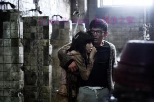 恐怖电影《黑色之家》解说文案/剧情详述/解说教程/片源下载 20221108192807-636aadc7cfc34.jpg