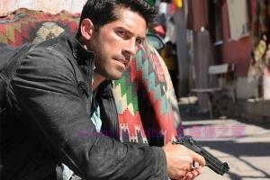 动作电影《边境大逃亡》解说文案/剧情详述/解说教程/片源下载 20221108195102-636ab3260ed81.jpg