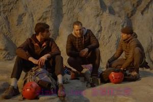 惊悚电影《岩脊求生》解说文案/剧情详述/解说教程/片源下载 20221108195432-636ab3f81467f.jpg