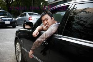 惊悚电影《邻居》解说文案/剧情详述/解说教程/片源下载 20221108195459-636ab41310542.jpg