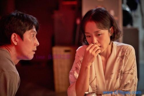 犯罪电影《抓住救命稻草的野兽们》解说文案/剧情详述/解说教程及全剧下载 20221108211150-636ac616c53d1.jpg