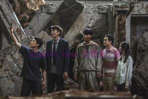 灾难电影《地陷》解说文案/剧情详述/解说教程/片源下载 20221108213801-636acc39d9976.jpg