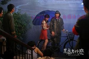 悬疑电影《黑处有什么》解说文案/剧情详述/解说教程/片源下载 20221108232521-636ae56180002.jpg