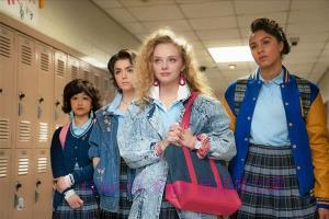 恐怖电影《我最好的朋友会驱魔》解说文案/剧情详述/解说教程/片源下载 20230115030624-63c36db0bd299.jpg