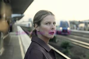 犯罪电影《温柔之歌》解说文案/剧情详述/解说教程 20230610081900-648431f4023e3.jpg