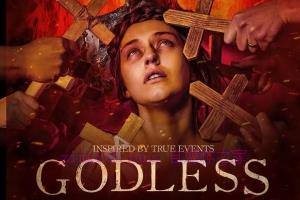 恐怖电影《无神之地》解说文案/剧情详述/解说教程 20230717084006-64b4fe663186c.jpg