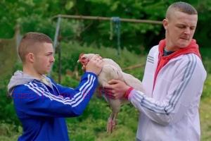 喜剧电影《年少轻狂》解说文案/剧情详述/解说教程 20230717084333-64b4ff3535229.jpg