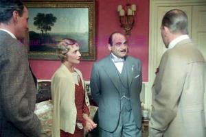 悬疑电影《约翰尼·韦弗利历险记》解说文案/剧情详述/解说教程 20230717084404-64b4ff548a782.jpg