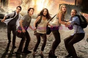 惊悚电影《至暗之时》解说文案/剧情详述/解说教程 20230813034432-64d851a01d19d.jpg