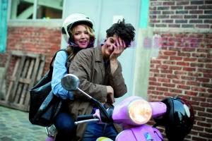 喜剧电影《20岁的差距》解说文案/剧情详述/解说教程 20230909004926-64fbc116c0dba.jpg