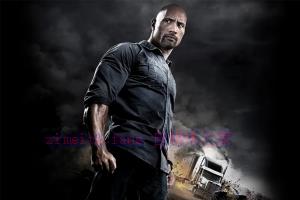 动作电影《告密者》解说文案/剧情详述/解说教程 20230926072918-6512884e84589.jpg