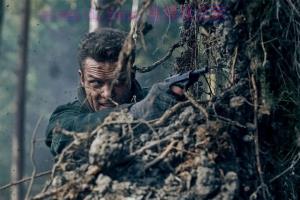 战争电影《血黄金》解说文案/剧情详述/解说教程 20231025115855-653902ff14502.jpg