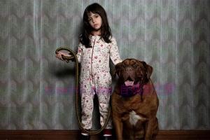 恐怖电影《当邪恶潜伏时》解说文案/剧情详述/解说教程 20231107071949-6549e515cdb2f.jpg