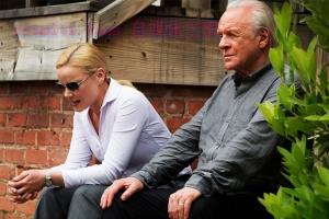 犯罪电影《通灵神探》解说文案/剧情详述/解说教程 20231107072402-6549e612709ac.jpg