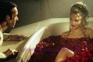 剧情电影《美国丽人》解说文案/剧情详述/解说教程 20231124111227-6560851bc49a4.jpg