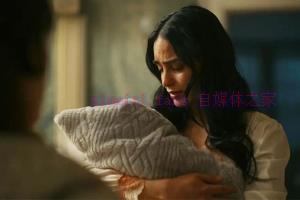 恐怖电影《卧床休养期》解说文案/剧情详述/解说教程 20240111115000-659fd5e8a4561.jpg