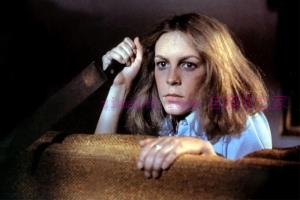 惊悚电影《月光光心慌慌》解说文案/剧情详述/解说教程 20240320091558-65faa94e6bd4d.jpg