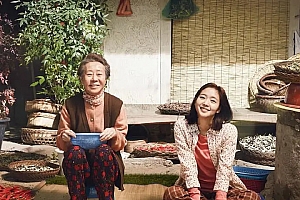 剧情电影《季春奶奶》解说文案/片源下载-自媒体之家