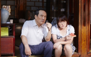 喜剧电影《奇怪的她》解说文案/片源下载 20220325152646-623ddf368078c.jpg