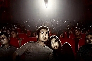恐怖电影《厉鬼将映》解说文案/片源下载-自媒体之家