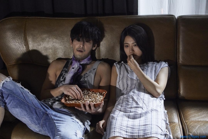 悬疑电影《叔叔》解说文案及全剧下载 20220325160015-623de70fe581c.jpg