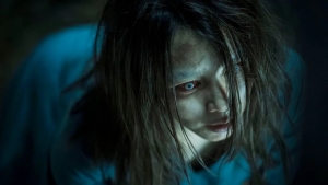 恐怖电影《人面鱼:红衣小女孩外传 》解说文案/片源下载 20220325162440-623decc80c5dd.jpg