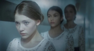 科幻电影《芳龄十六》解说文案/片源下载 20220325162526-623decf692005.jpg