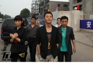 喜剧电影《无底洞》解说文案/片源下载 20220325162922-623dede2b8016.jpg