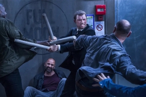 动作电影《玩命速递:重启之战》解说文案/片源下载 20220325163850-623df01aa1573.jpg