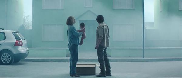 悬疑电影《生态箱》解说文案及全剧下载 20220325163947-623df053d61bd.jpg