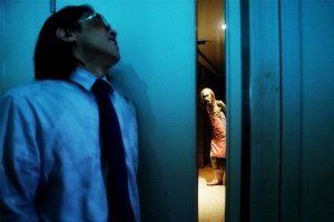 恐怖电影《鬼同你住》解说文案/片源下载 20220325164147-623df0cb75611.jpg