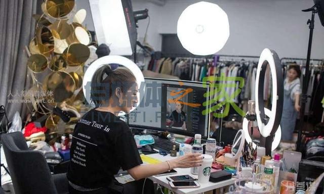 æ￥åoä¸åçä¸»æ-ï¼æˉè¿æ ·ä»é¶æé ç′æ-é′ç