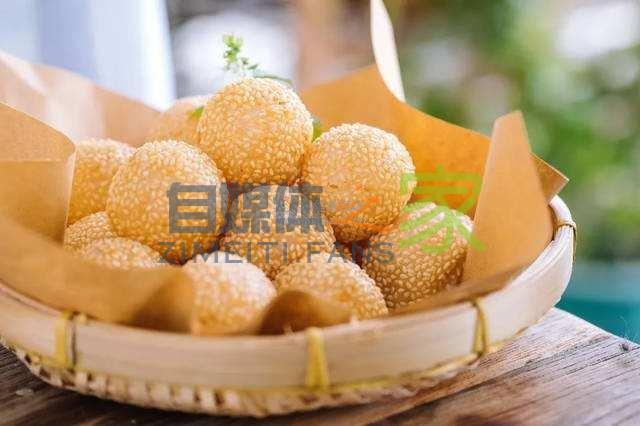 美食领域如何起个不流俗的爆款标题?掌握这5点,百万流量哗哗来 20220327042132-623fe64c87753.jpg