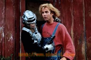 科幻电影《割草者》解说文案/片源下载 20220410020028-62523a3c016b9.jpg