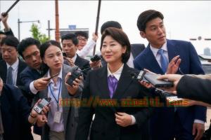 喜剧电影《正直的候选人》解说文案/片源下载 20220427030558-6268b316de857.jpg