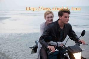 剧情电影《活在当下》解说文案/片源下载 20220429013435-626b40ab22339.jpg