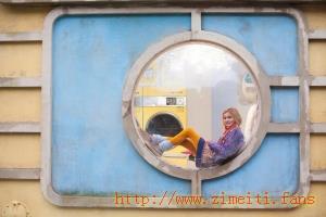 喜剧电影《小楼的奇幻生活》解说文案/片源下载 20220610053032-62a2d6f8eb578.jpg