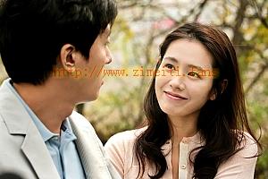 喜剧电影《妻子结婚了》解说文案/片源下载-自媒体之家