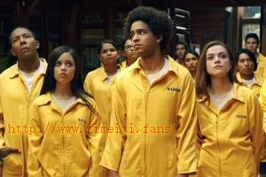 恐怖电影《美国大屠杀》解说文案/片源下载 20220915132822-63232876a8009.jpg