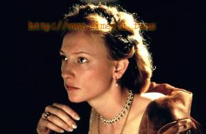 剧情电影《伊丽莎白》解说文案/片源下载 20221010085751-6343de8f7075b.jpg