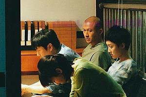 电视剧《亲爱的小孩》34集电视剧解说文案/剧情详述/解说教程/片源下载-自媒体之家
